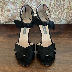 SJP black Bow heels